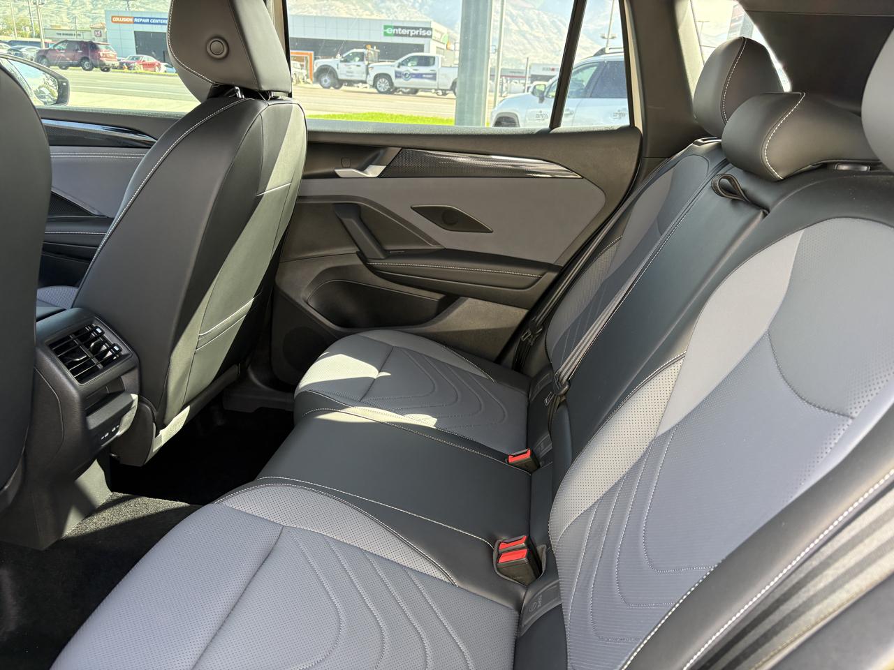 Volkswagen Tiguan 2.0T SE R-Line Black 4MOTION 2025