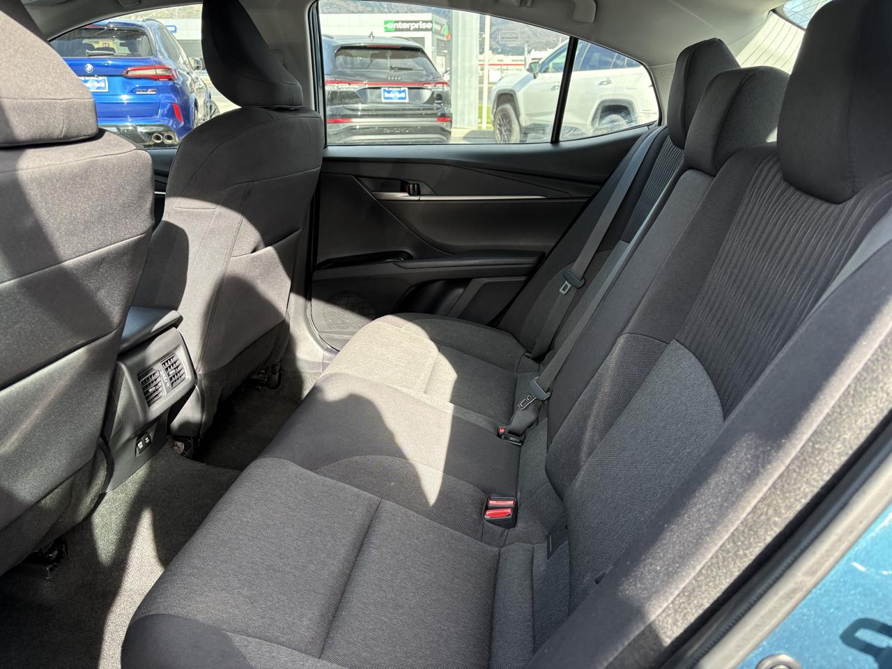 Toyota Camry LE (Natl) 2025