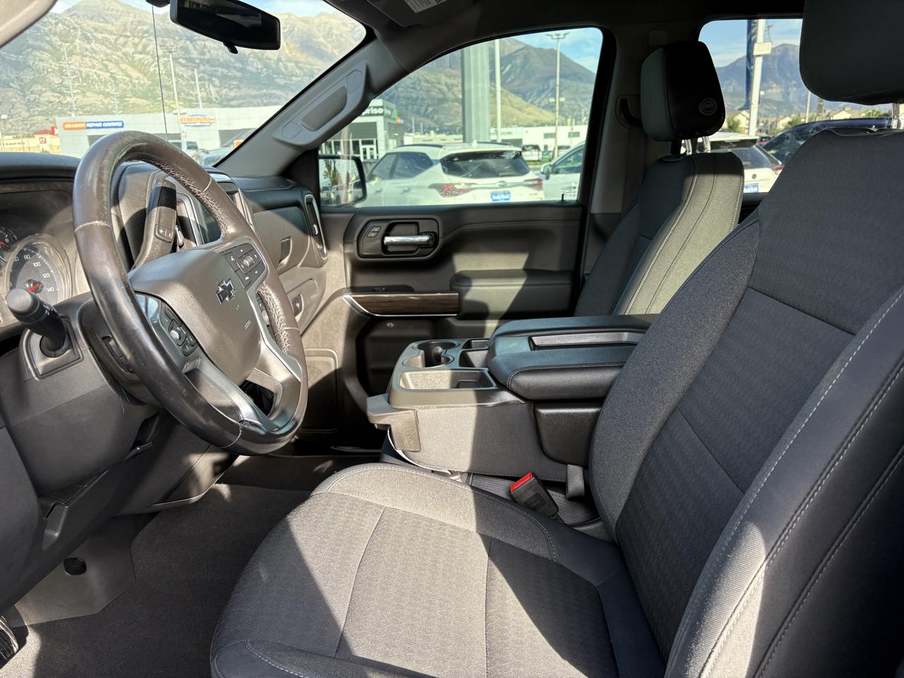 Chevrolet Silverado 1500 4WD Crew Cab 157" RST 2019
