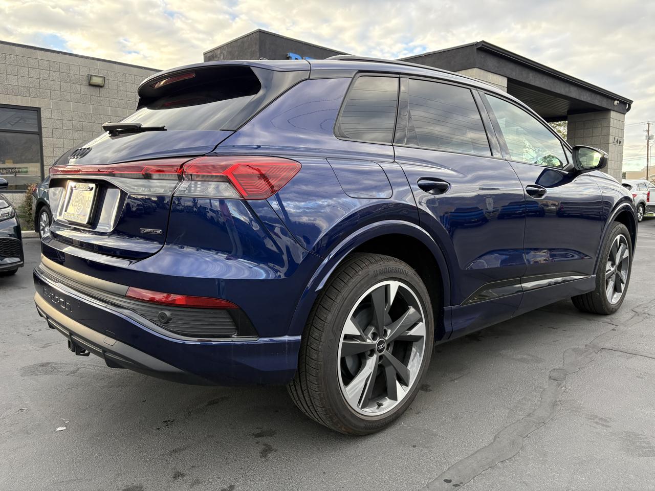 Audi Q4 e-tron Premium 50 quattro 2024