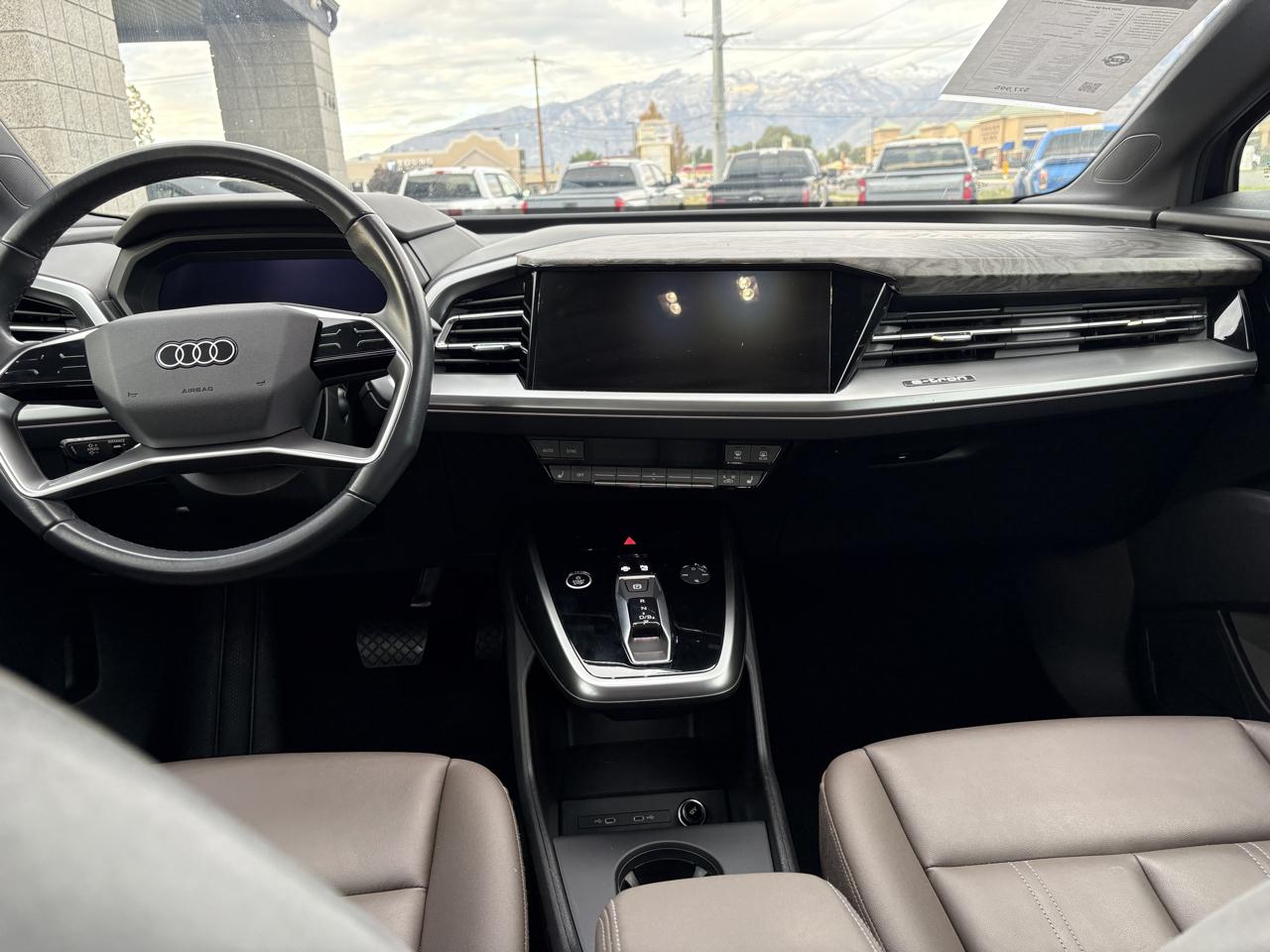 Audi Q4 e-tron Premium 50 quattro 2024