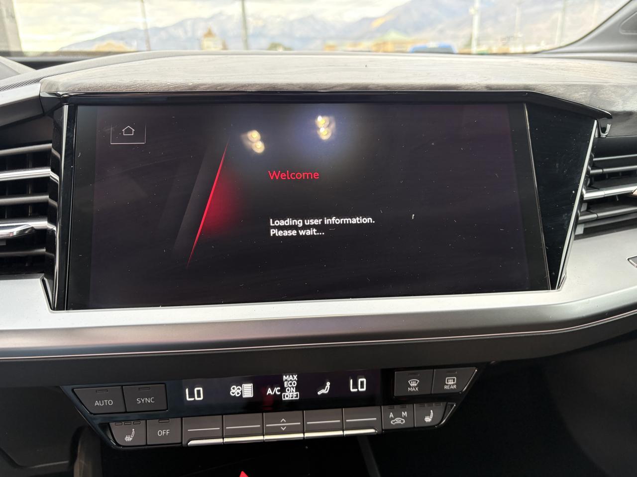 Audi Q4 e-tron Premium 50 quattro 2024