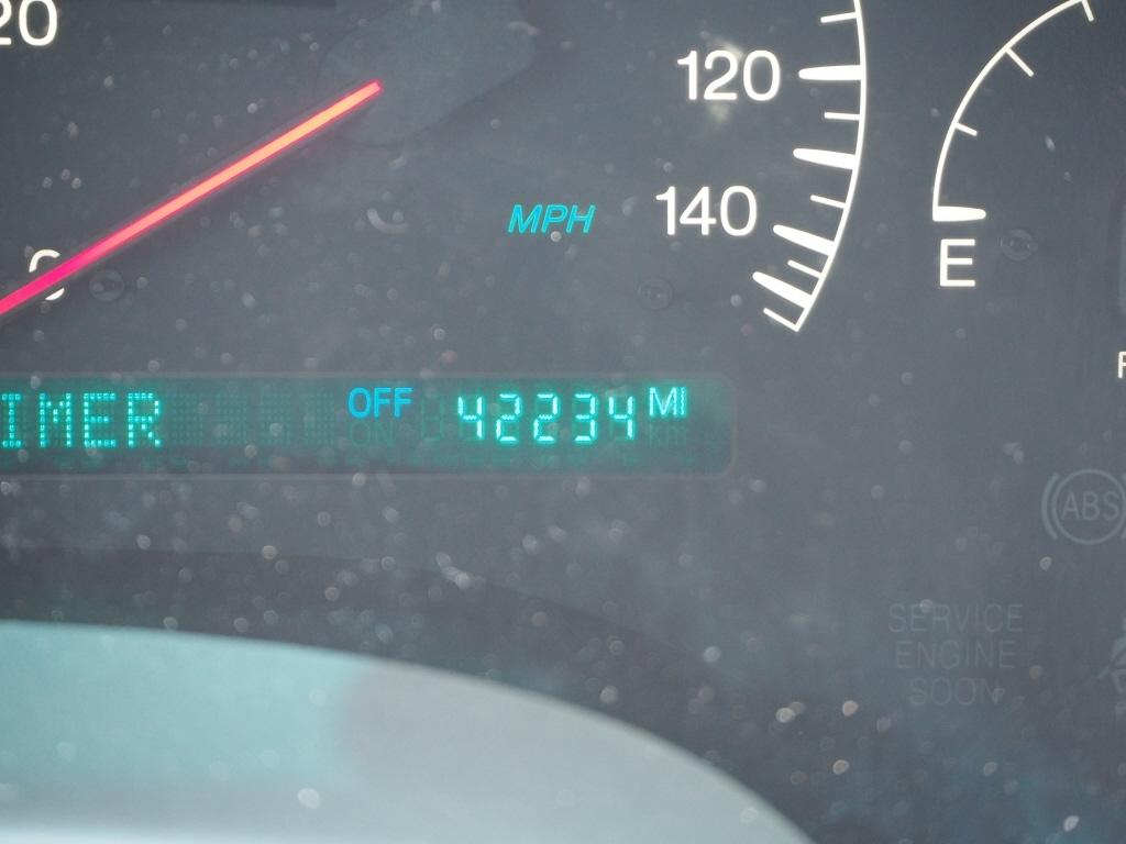 Cadillac DeVille DTS 2000