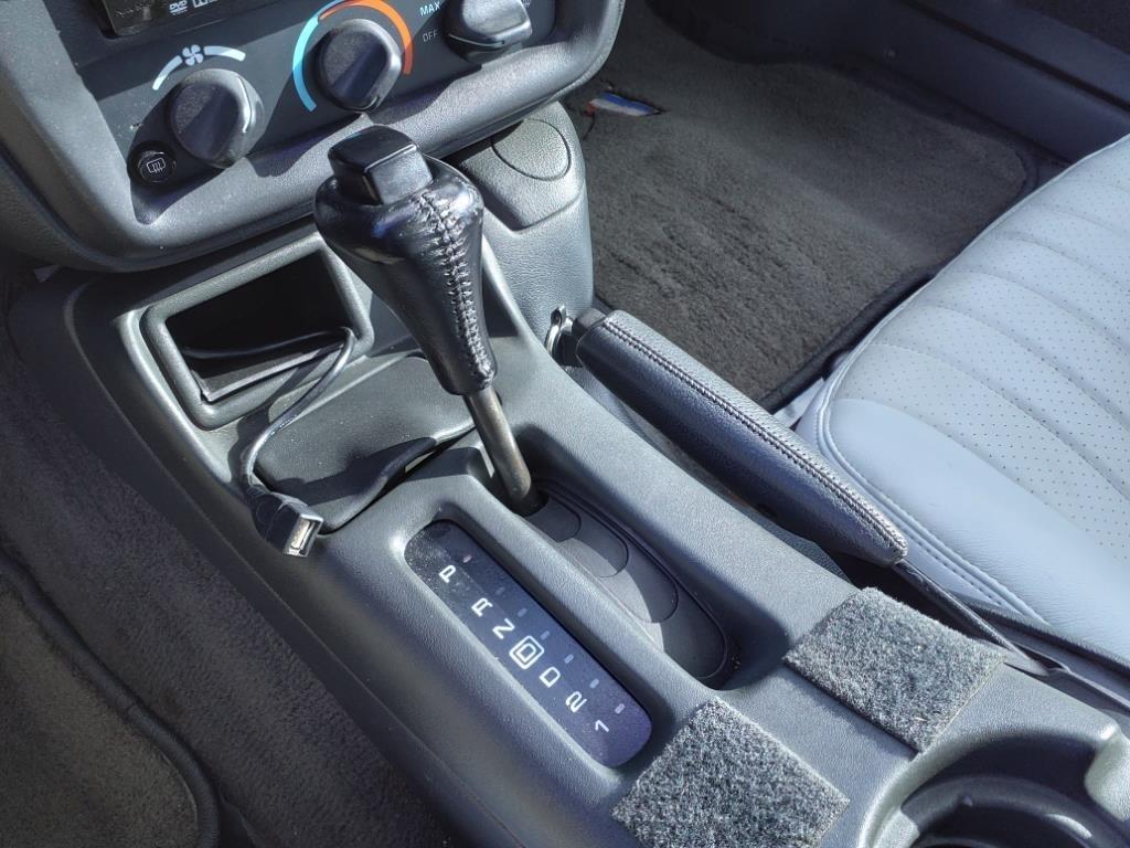 Chevrolet Camaro Z28 Coupe 1997