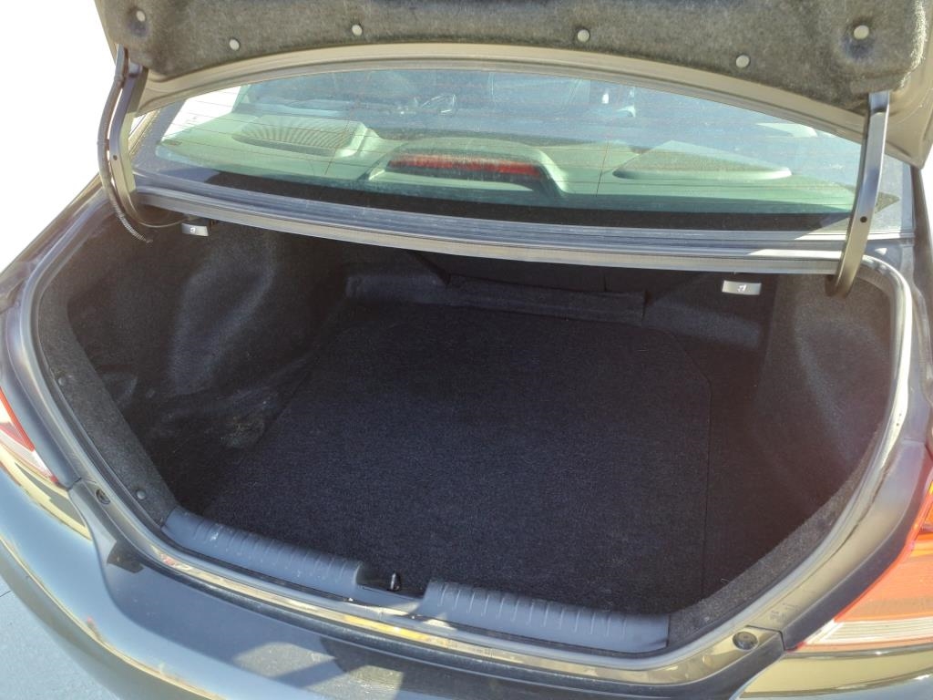 Honda Civic EX-L Sedan 5-Speed AT 2013