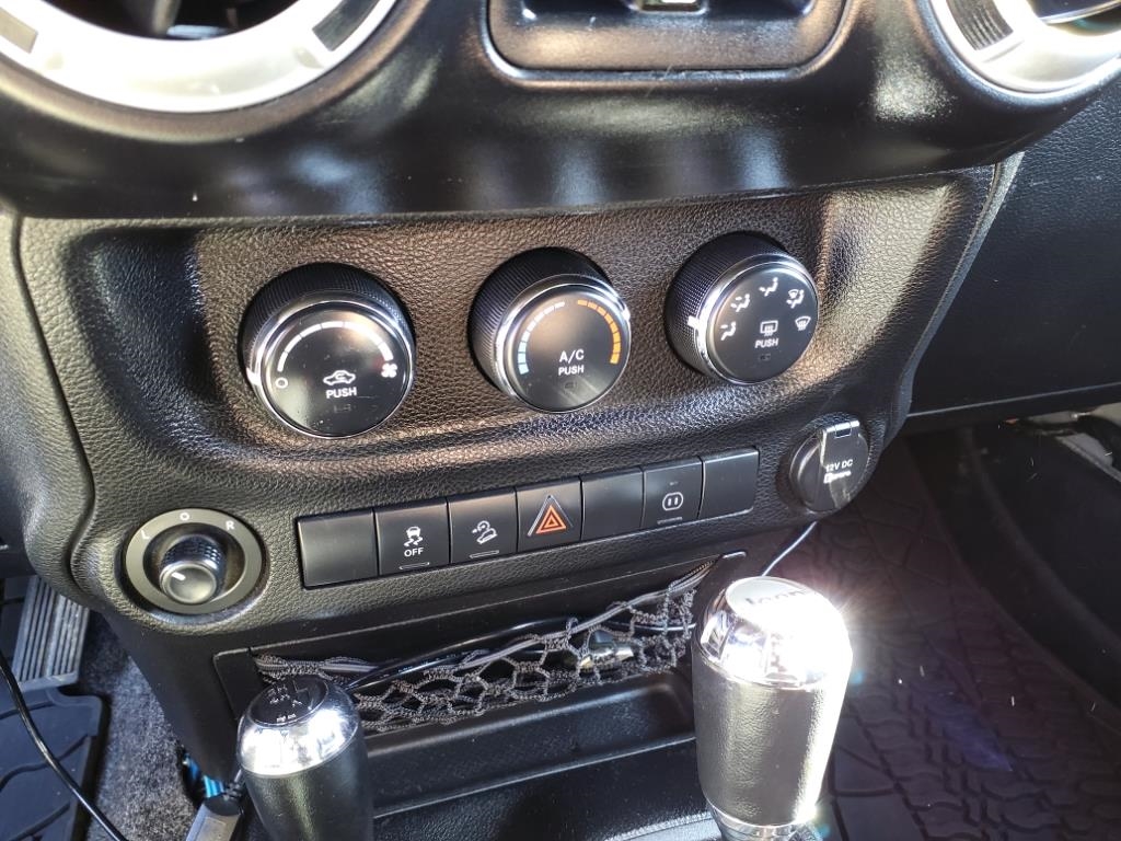 Jeep Wrangler Unlimited Rubicon 4WD 2012 Jeep Wrangler Unlimited Rubicon 4WD 2012