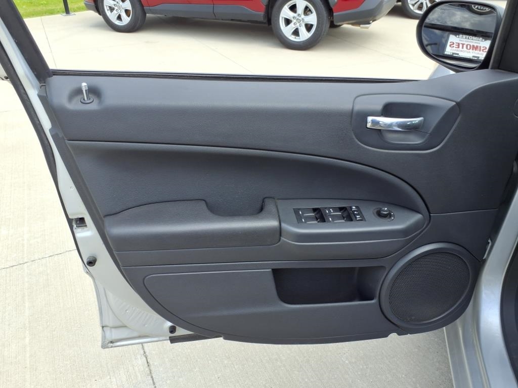 Dodge Caliber Mainstreet 2011