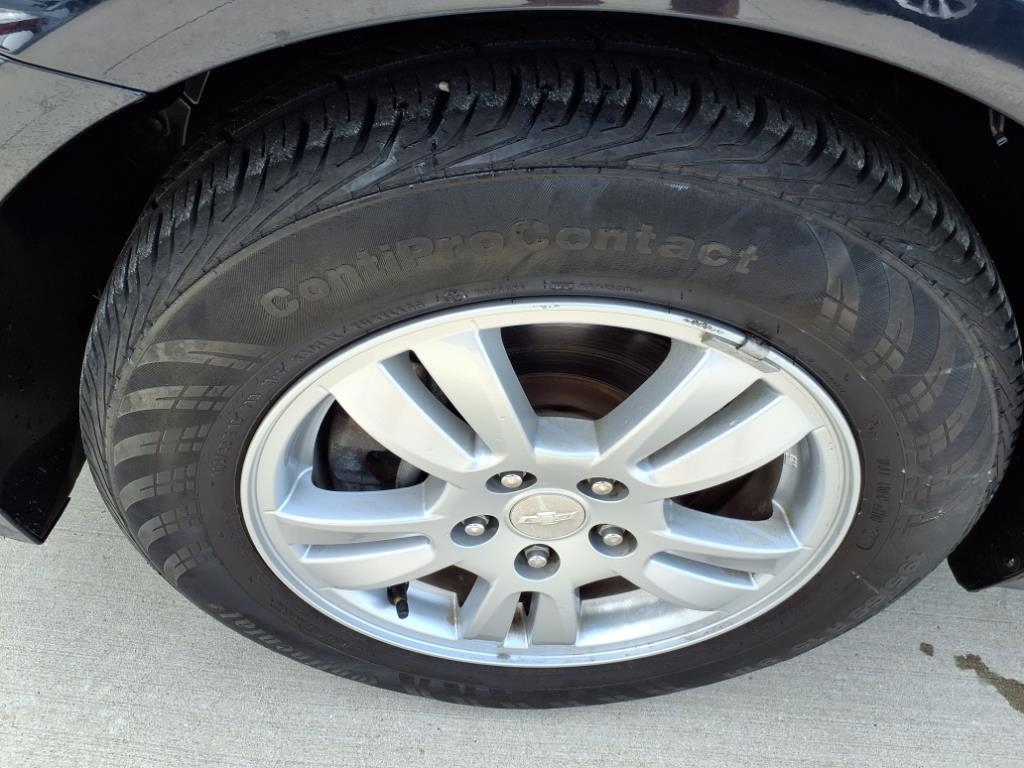 Chevrolet Sonic LT Auto 5-Door 2015