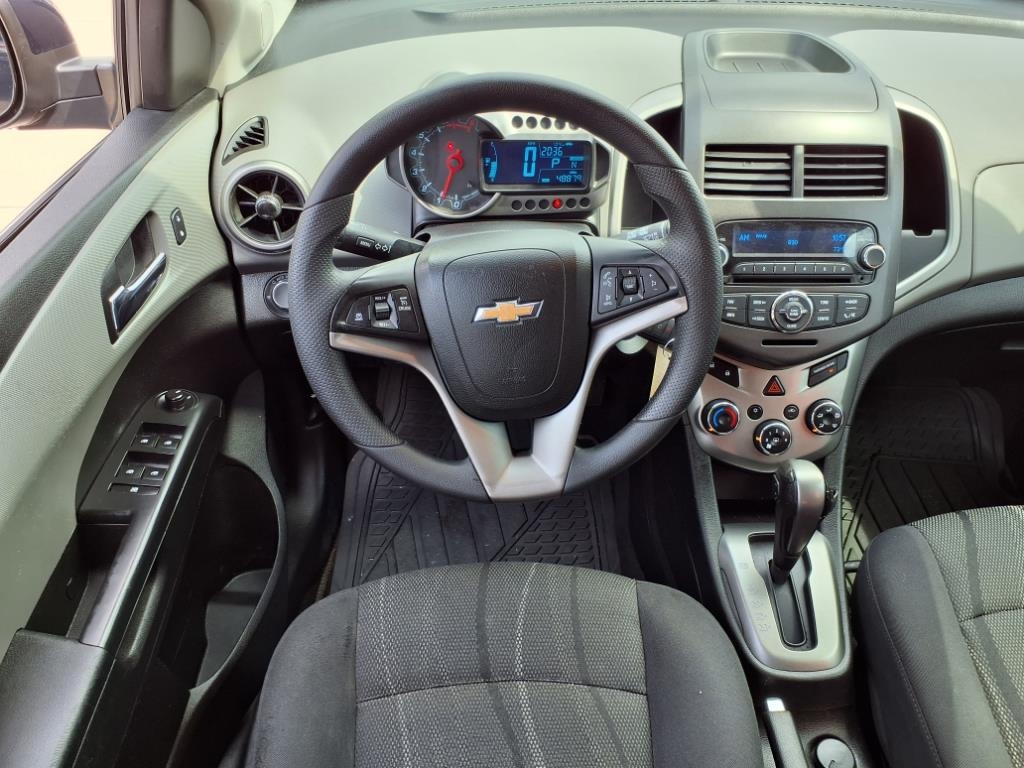 Chevrolet Sonic LT Auto 5-Door 2015