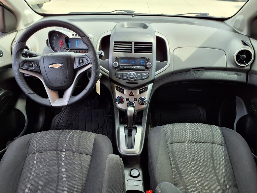 Chevrolet Sonic LT Auto 5-Door 2015