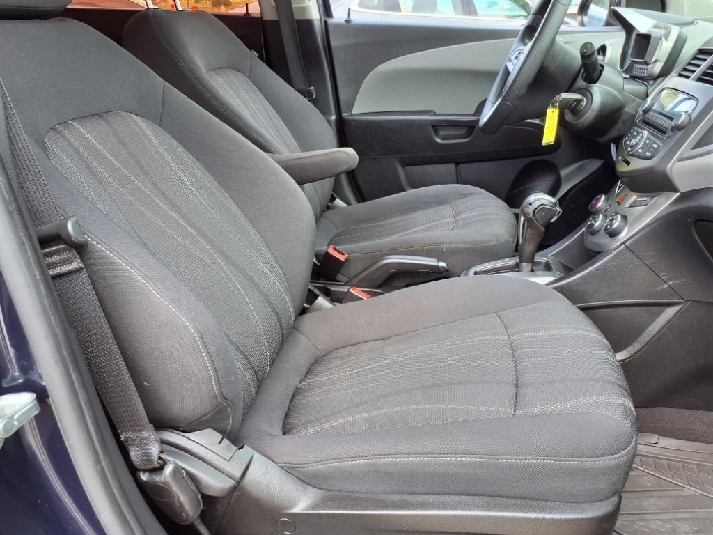 Chevrolet Sonic LT Auto 5-Door 2015