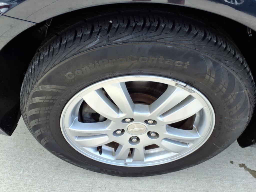 Chevrolet Sonic LT Auto 5-Door 2015