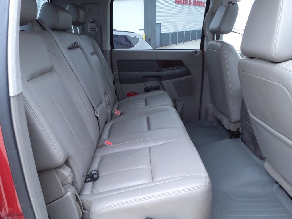 Dodge Ram 2500 Laramie Mega Cab 4WD 2008