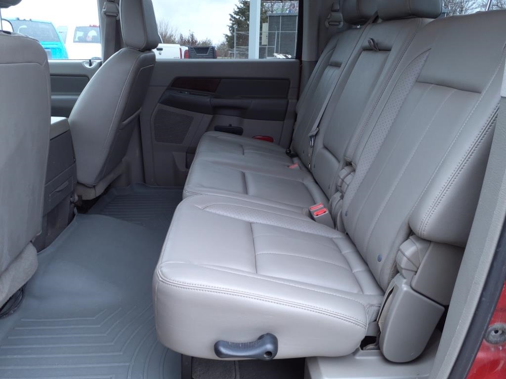 Dodge Ram 2500 Laramie Mega Cab 4WD 2008