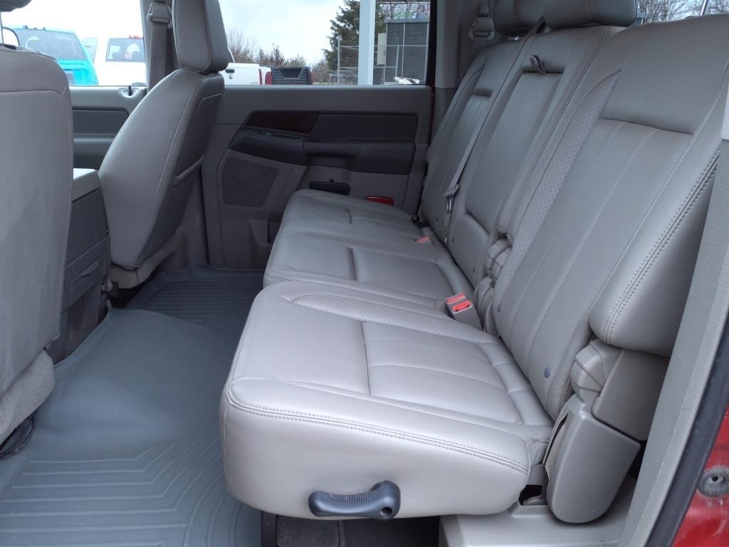 Dodge Ram 2500 Laramie Mega Cab 4WD 2008