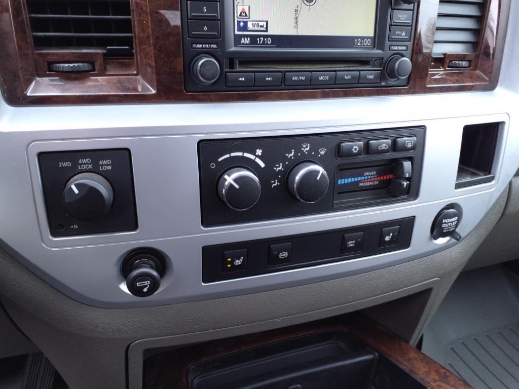 Dodge Ram 2500 Laramie Mega Cab 4WD 2008