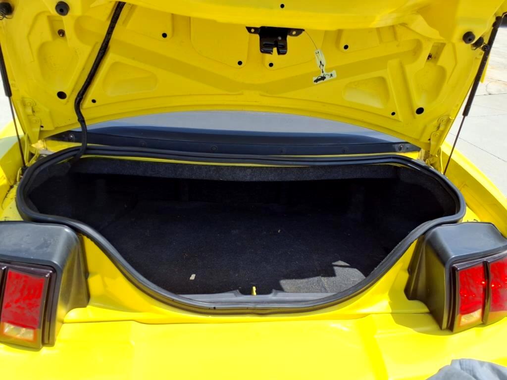 Ford Mustang GT Deluxe Convertible 2001