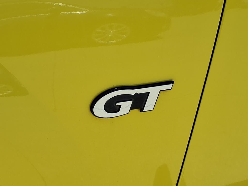 Ford Mustang GT Deluxe Convertible 2001