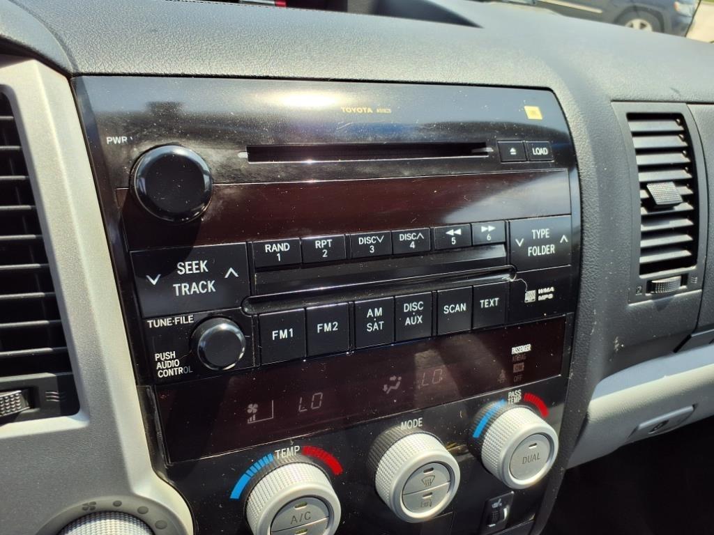 Toyota Tundra Limited Double Cab 5.7L 4WD 2008