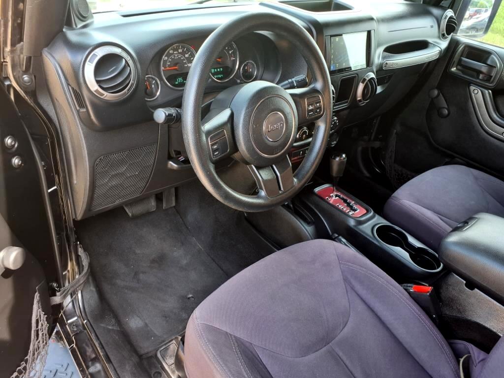 2013 Jeep Wrangler Sport photo 4