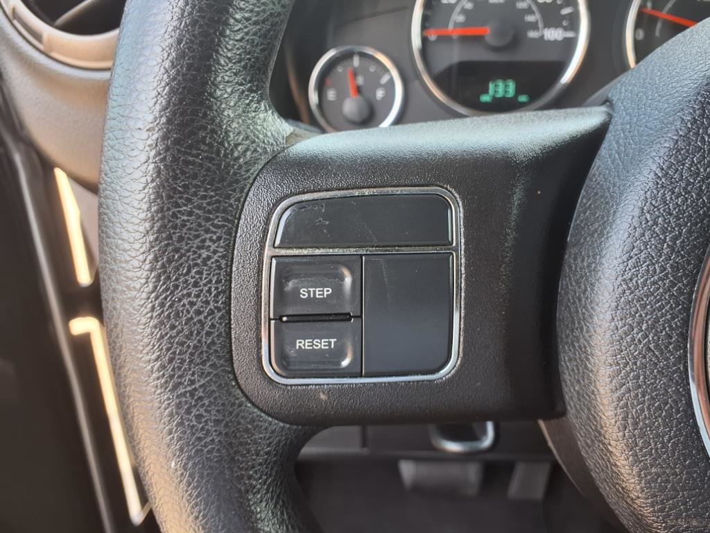 Jeep Wrangler Sport 4WD 2013