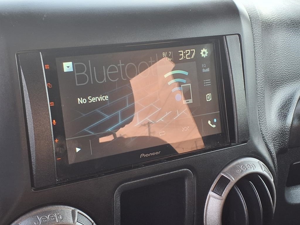 Jeep Wrangler Sport 4WD 2013