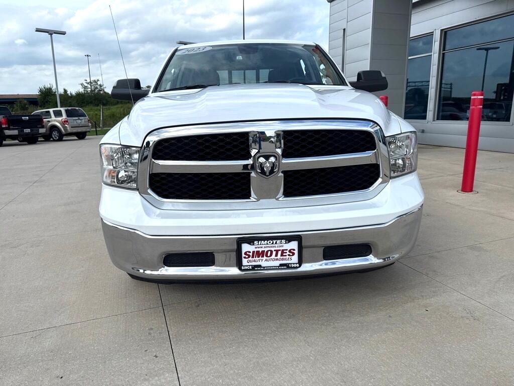 2023 Ram 1500 Classic Tradesman photo 3