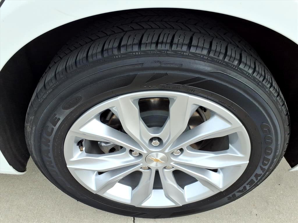 2023 Chevrolet Malibu 1LT photo 5