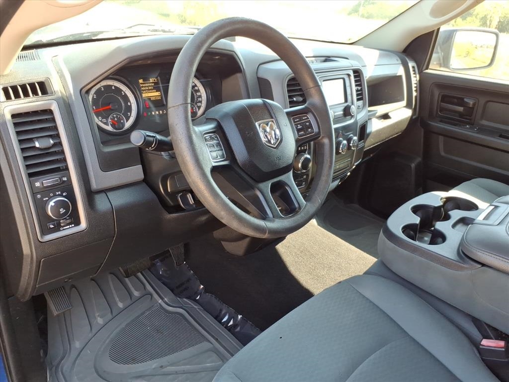 RAM 1500 Classic Tradesman Quad Cab 4WD 2019