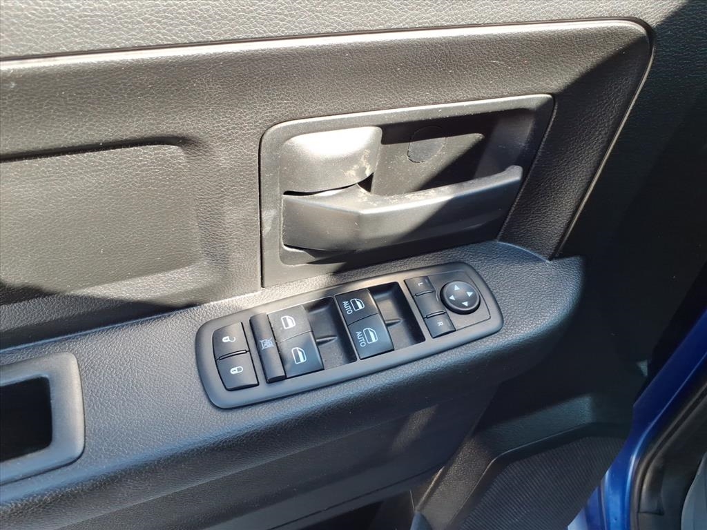 RAM 1500 Classic Tradesman Quad Cab 4WD 2019