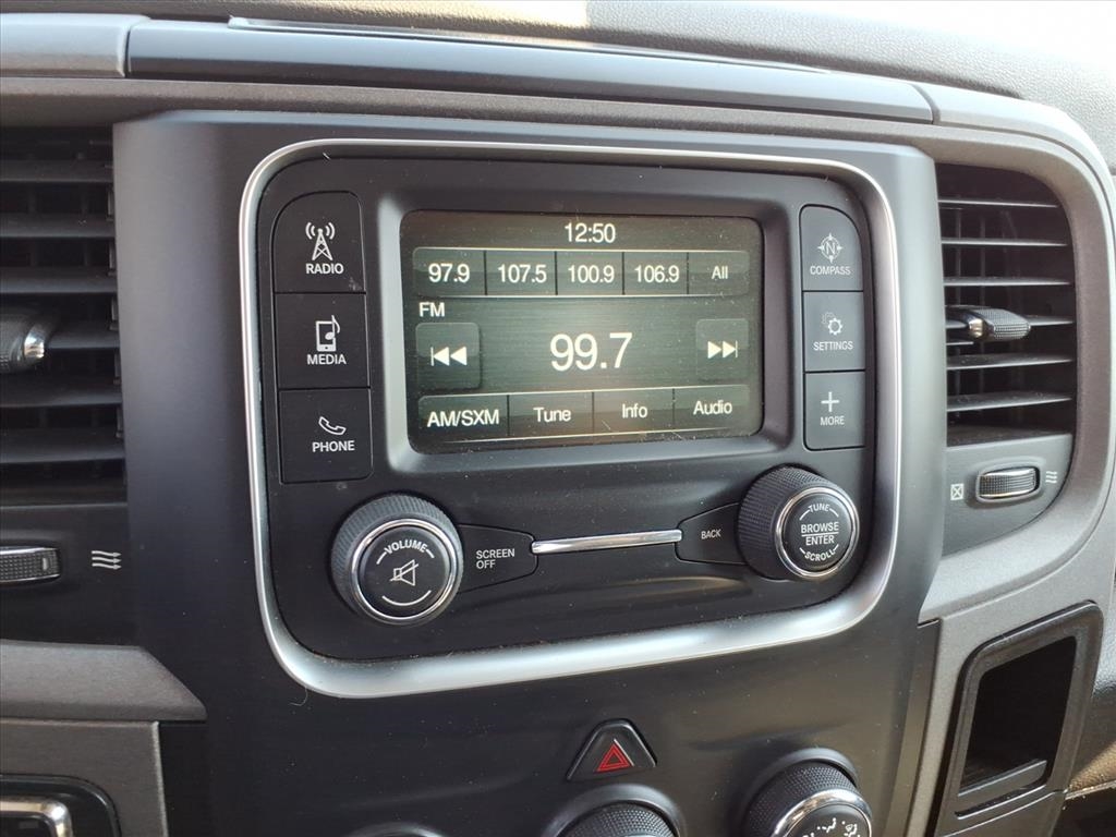 RAM 1500 Classic Tradesman Quad Cab 4WD 2019