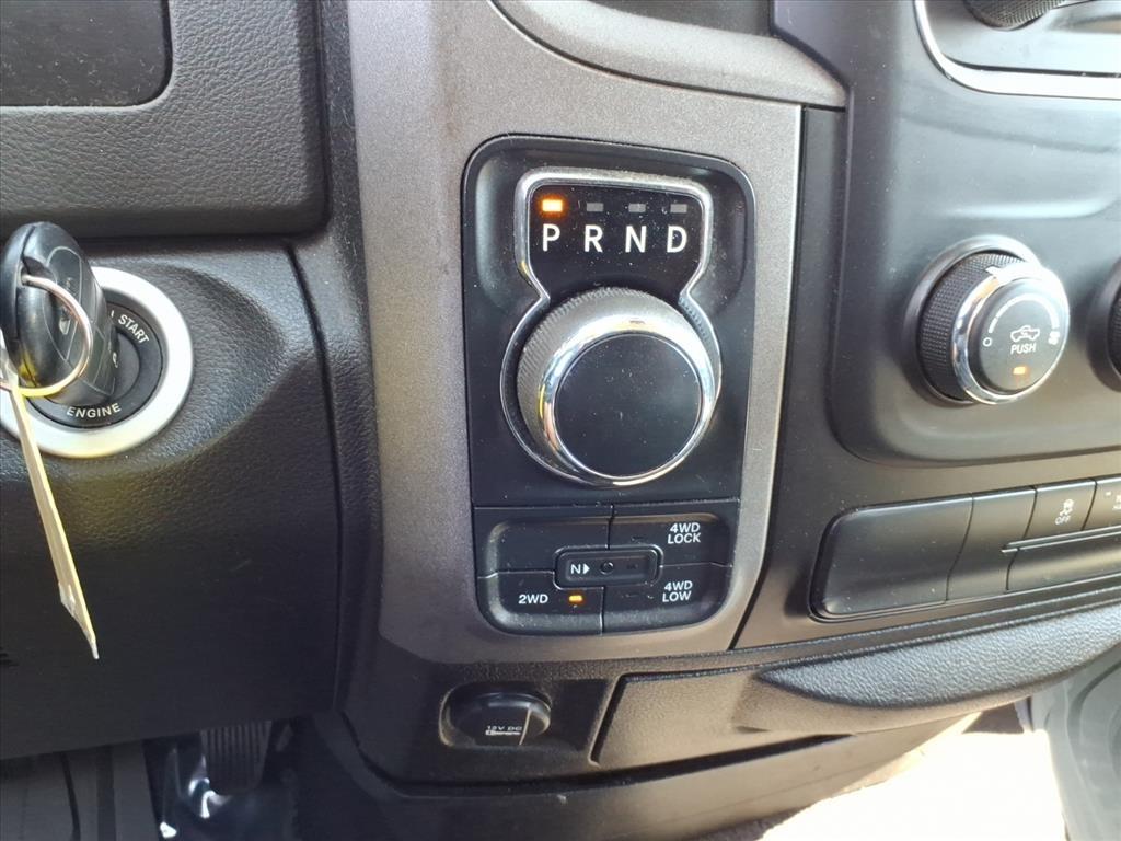 RAM 1500 Classic Tradesman Quad Cab 4WD 2019