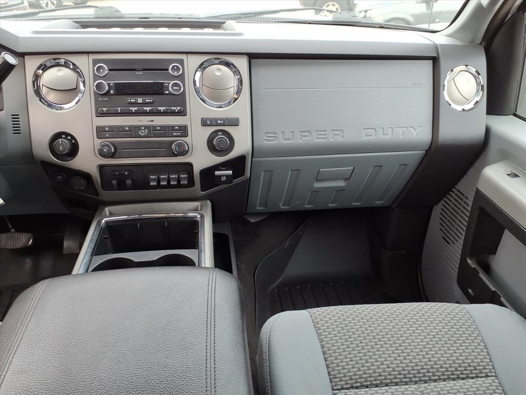 Ford F-250 SD XLT Crew Cab 4WD 2016