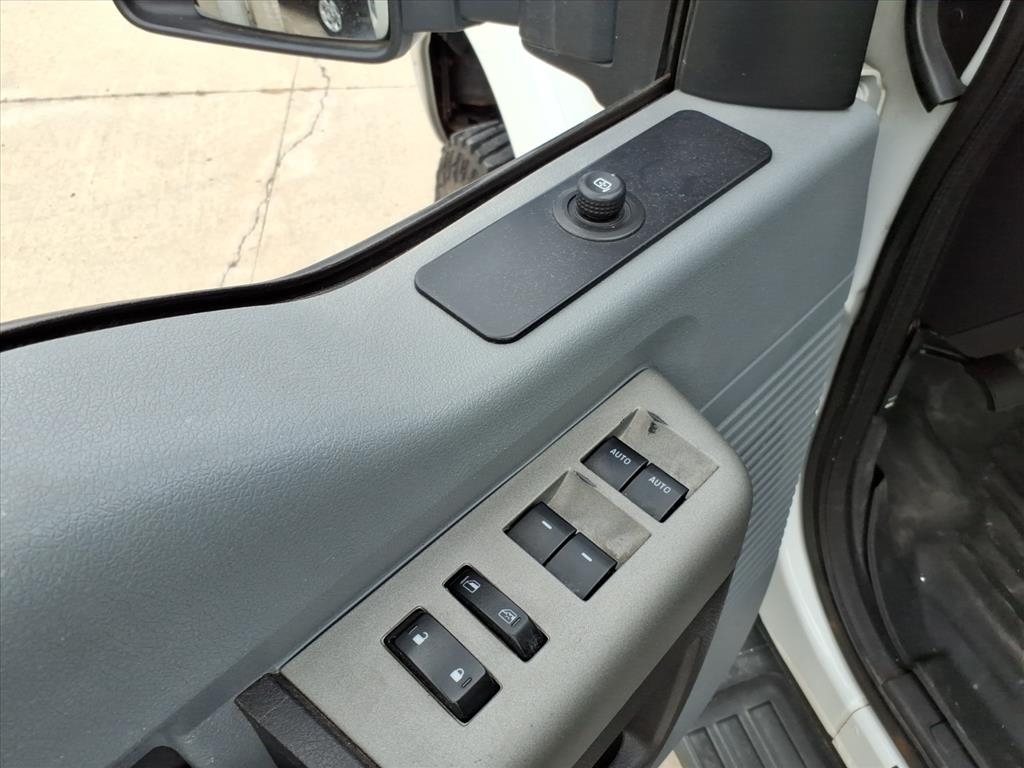 Ford F-250 SD XLT Crew Cab 4WD 2016