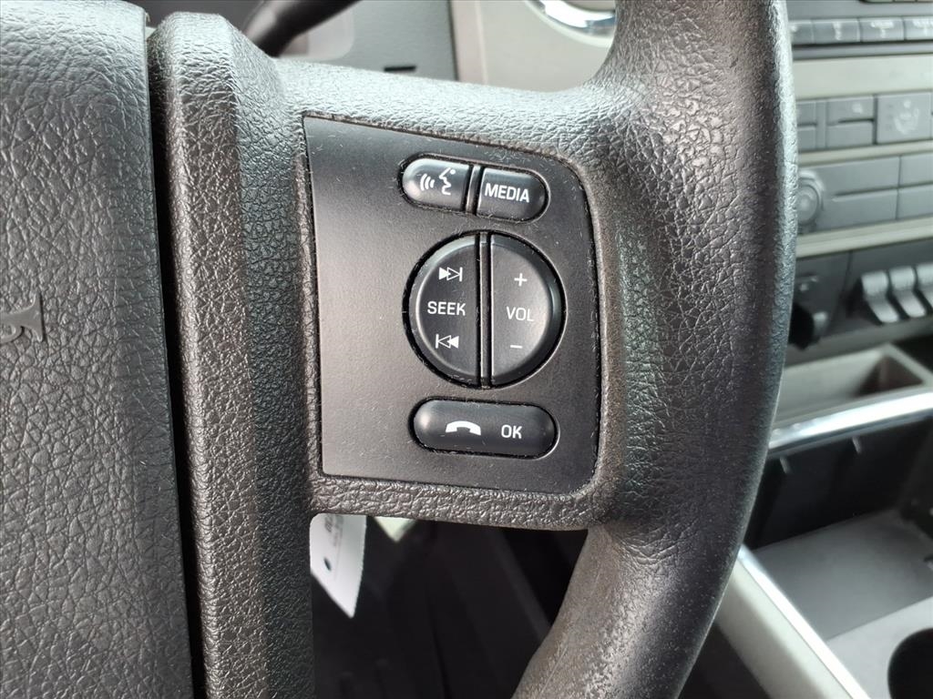 Ford F-250 SD XLT Crew Cab 4WD 2016