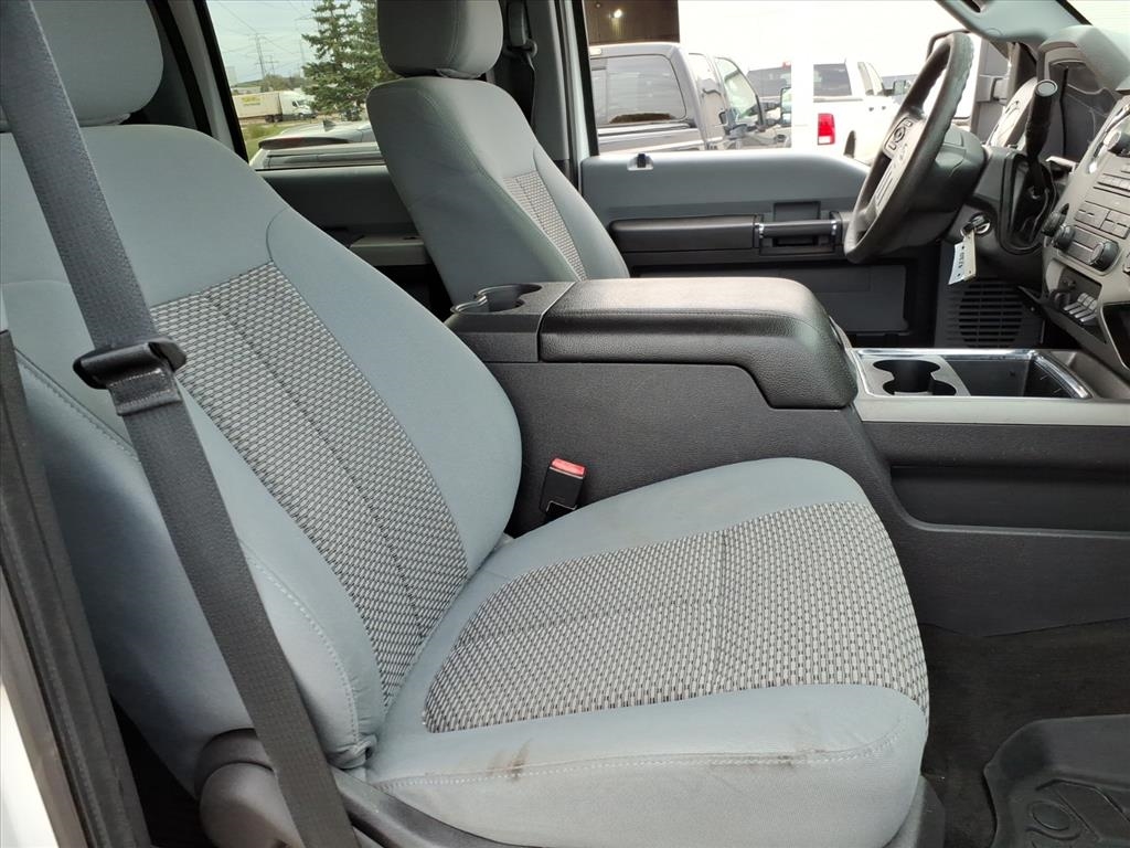 Ford F-250 SD XLT Crew Cab 4WD 2016