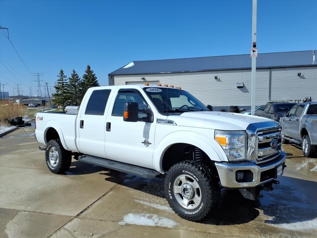 2016 Ford F-250 SD XLT Crew Cab 4WD