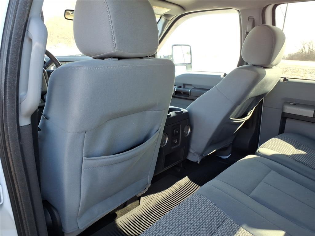 Ford F-250 SD XLT Crew Cab 4WD 2016