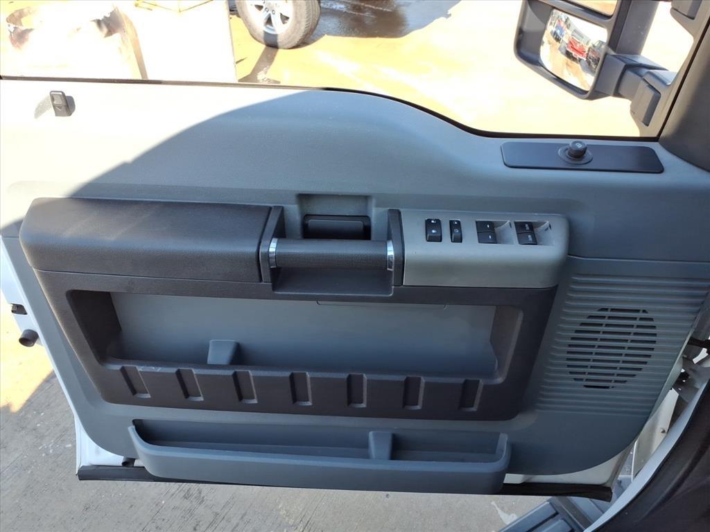 Ford F-250 SD XLT Crew Cab 4WD 2016