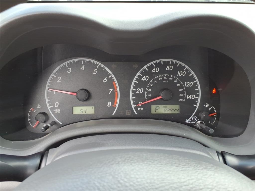 Toyota Corolla LE 4-Speed AT 2010