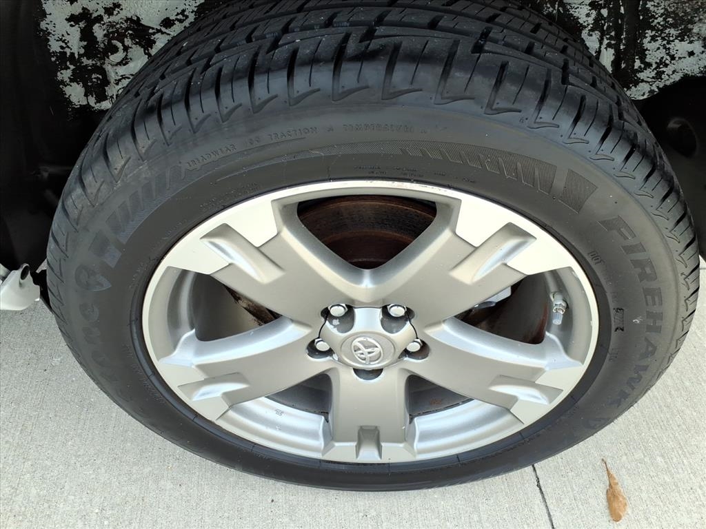 Toyota RAV4 Sport V6 2WD 2012