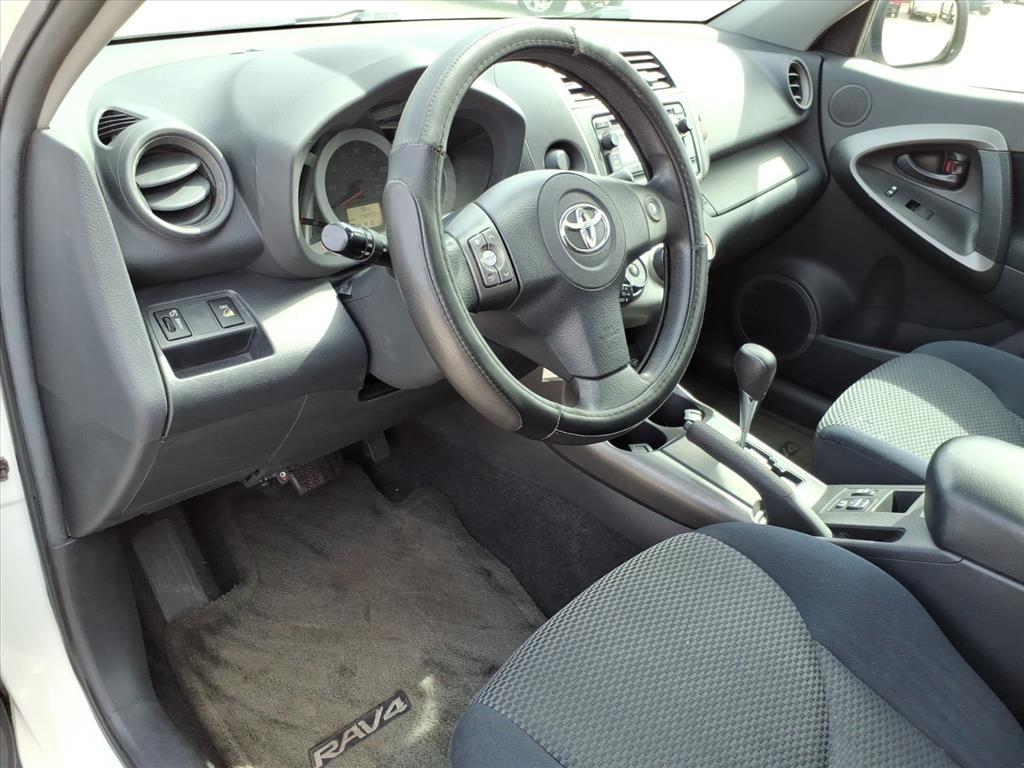 Toyota RAV4 Sport V6 2WD 2012