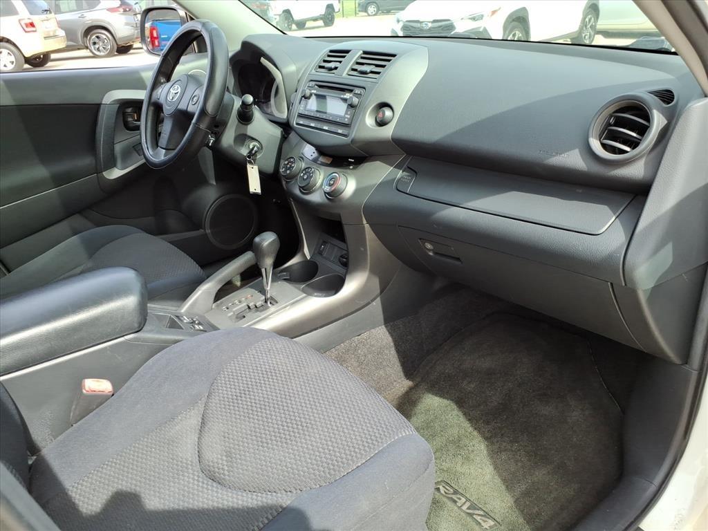 Toyota RAV4 Sport V6 2WD 2012