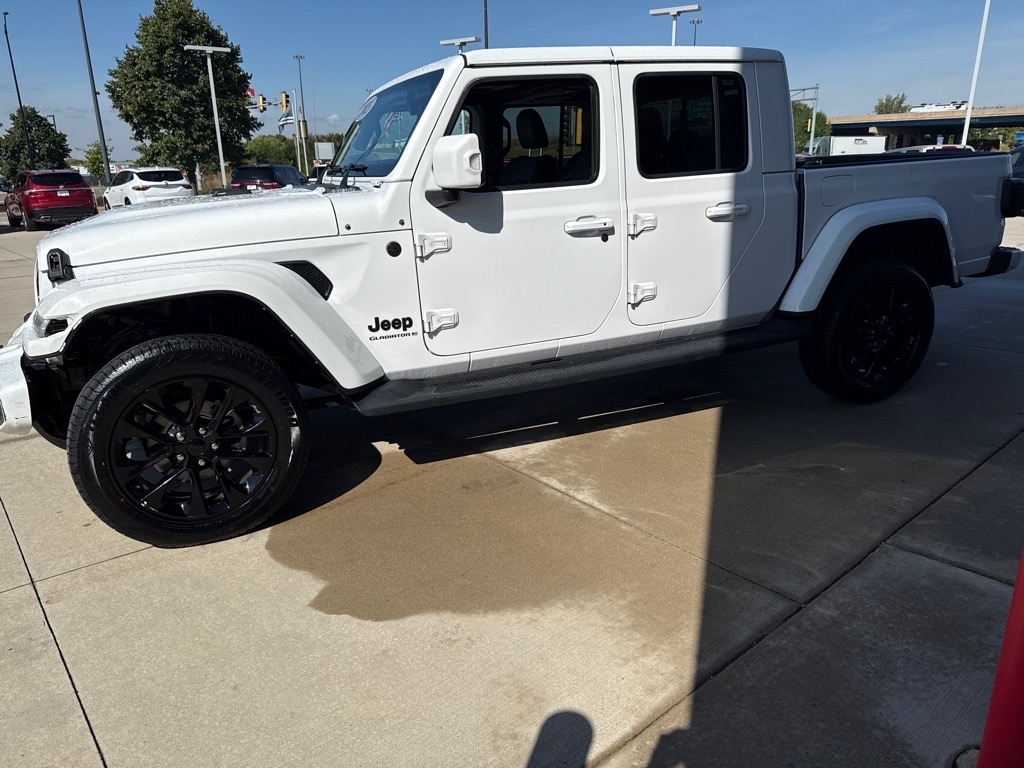 2023 Jeep Gladiator High Altitude photo 4