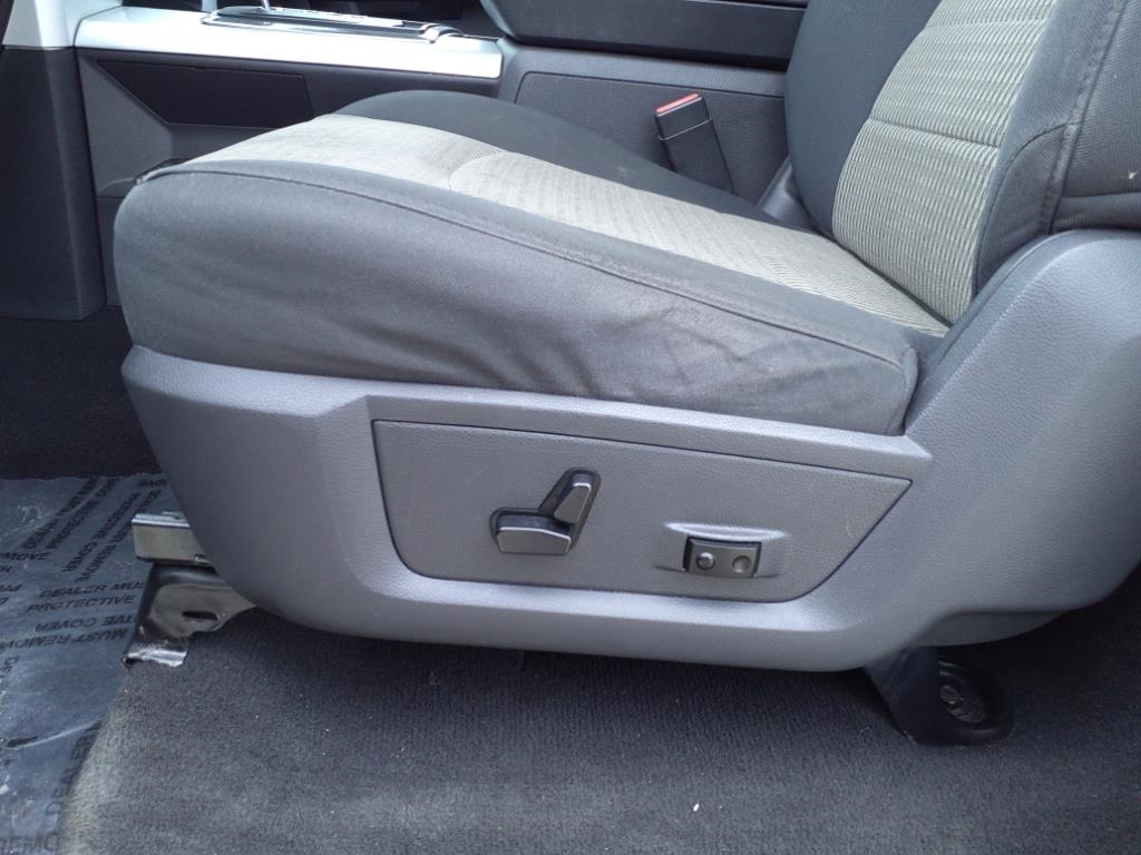 RAM 1500 SLT LWB 4WD 2012