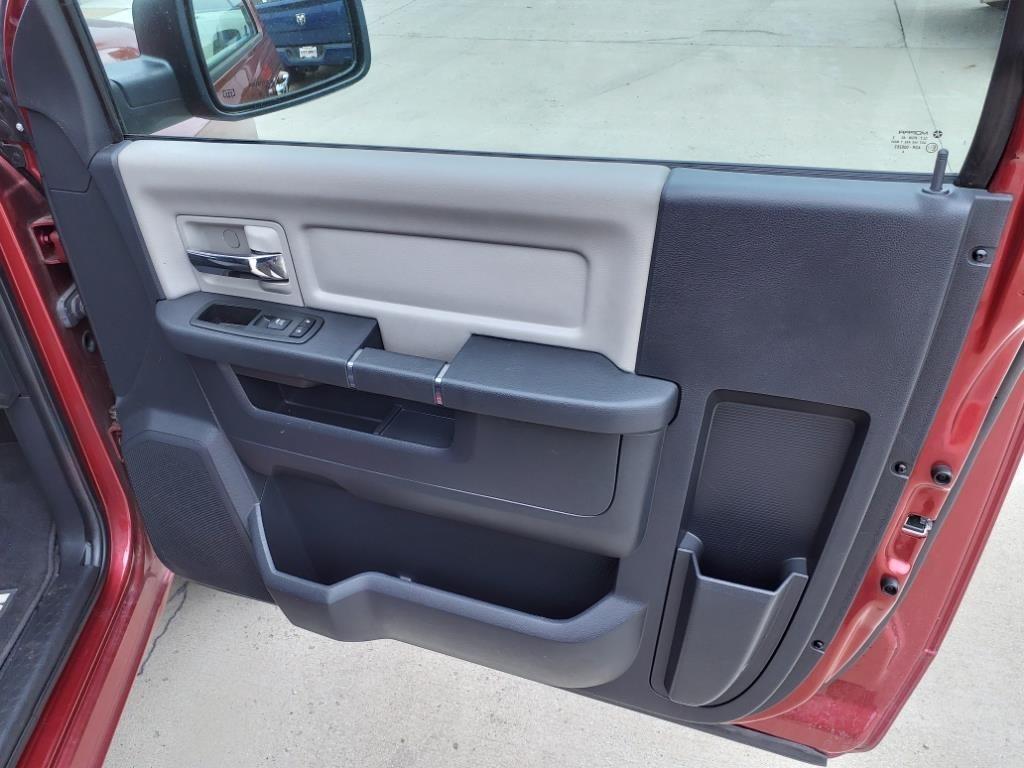 RAM 1500 SLT LWB 4WD 2012