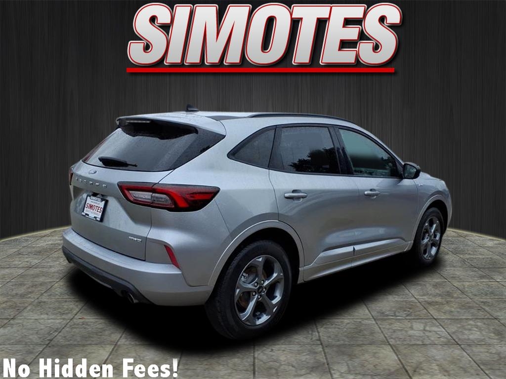 2024 Ford Escape ST-Line photo 3