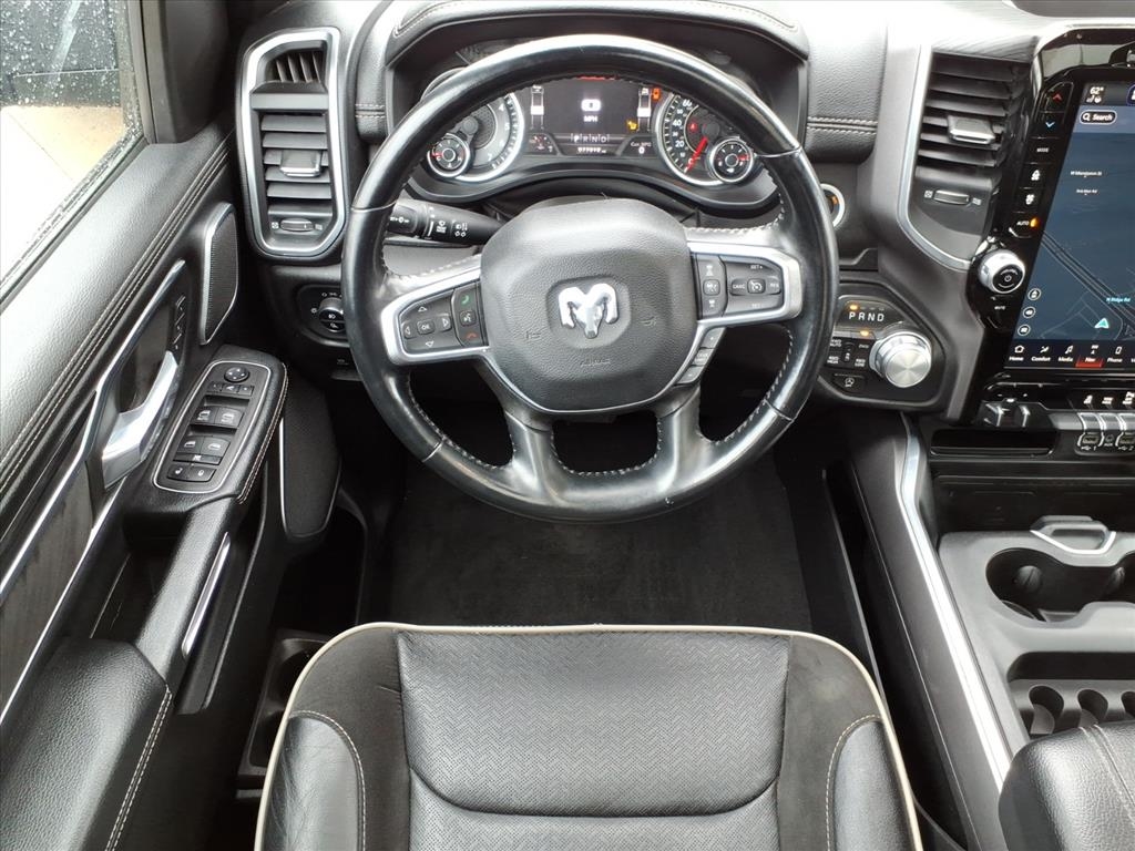 2023 Ram 1500 Laramie photo 4