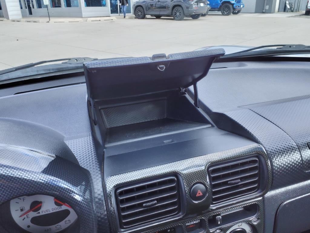 Toyota MR2 Spyder Base 2001 Toyota MR2 Spyder Base 2001