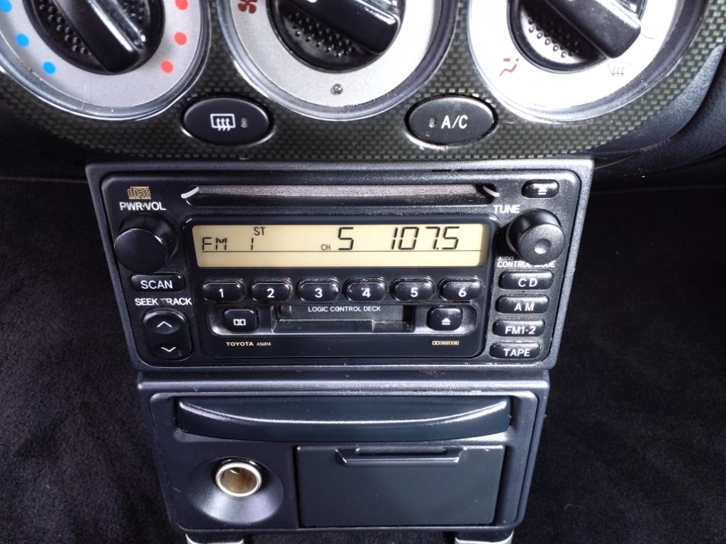 Toyota MR2 Spyder Base 2001 Toyota MR2 Spyder Base 2001